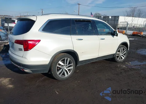 2018 Honda Pilot Touring z USA, uszkodzony, nr VIN 5FNYF6H90JB029797